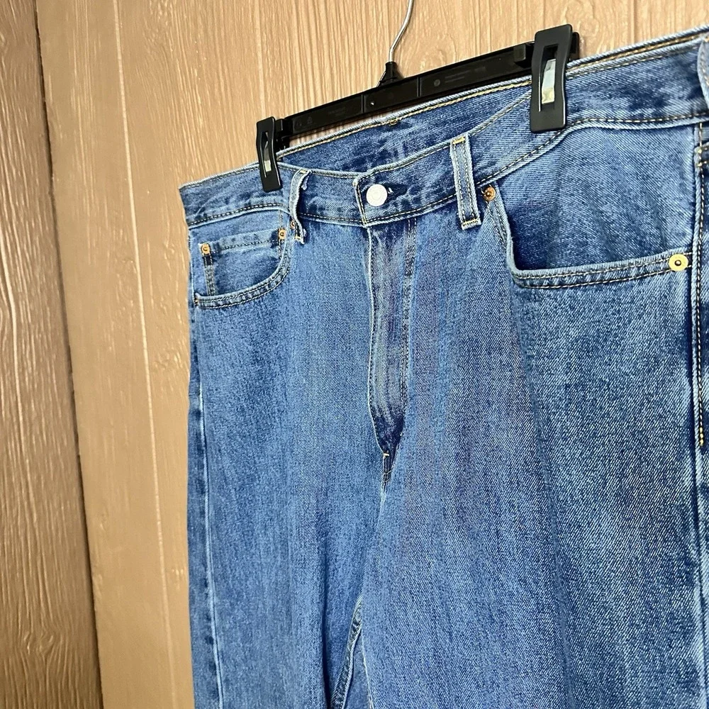 Men's Levi Strauss 505 Jeans Size 38 x 34 Denim Medium Wash Bootcut Cotton Work‎